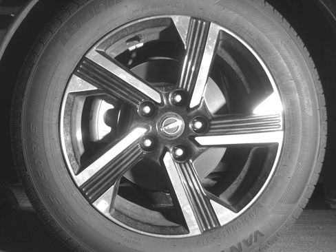 Used 2025 Nissan Sentra SV image 12