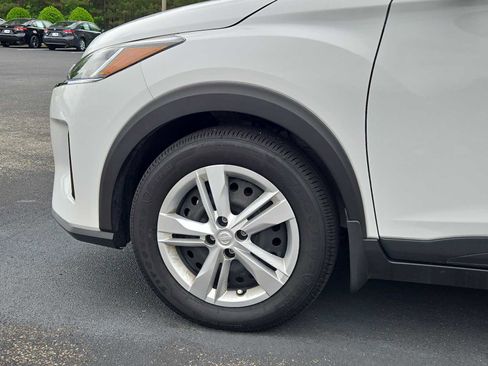 Used 2025 Nissan Kicks Play S FWD image 11