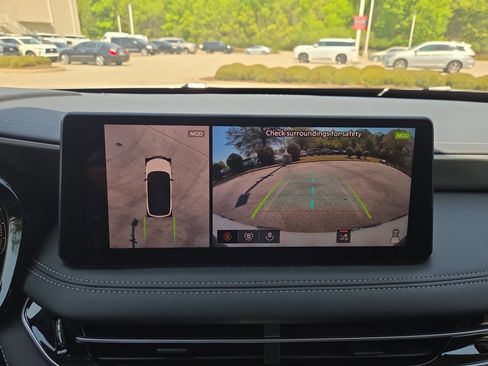 Used 2026 INFINITI QX60 Luxe w/ Family Package image 15