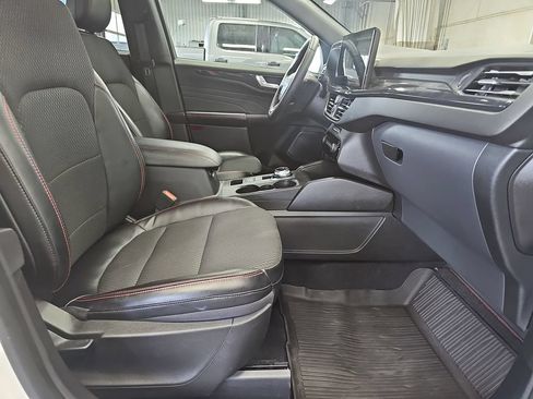 Used 2023 Ford Escape ST-Line w/ Tech Pack #1 FWD image 10