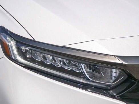 Used 2020 Honda Accord Sport image 4