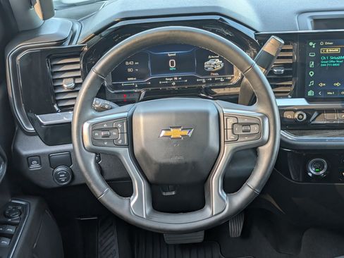 Used 2024 Chevrolet Silverado 1500 LT RWD image 24