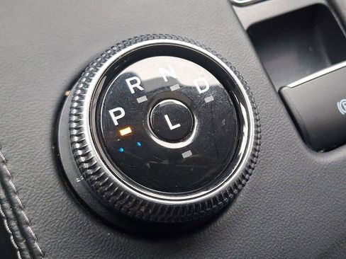 Used 2022 Ford Mustang Mach-E Select image 15