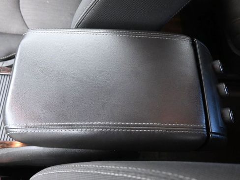 Used 2015 Chevrolet Traverse LT w/ Style and Technology Package FWD image 41