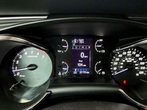 Used 2020 Toyota Sequoia Platinum RWD image 15