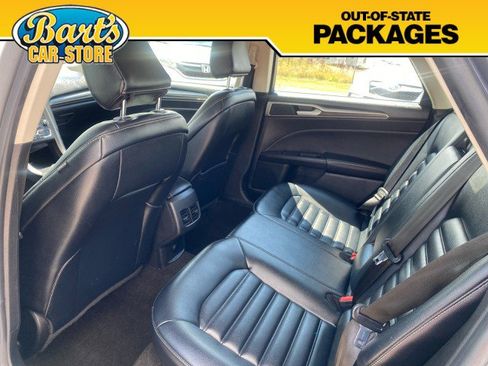 Used 2020 Ford Fusion SEL FWD image 18