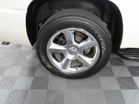 Used 2013 Chevrolet Tahoe LTZ AWD/4WD image 31