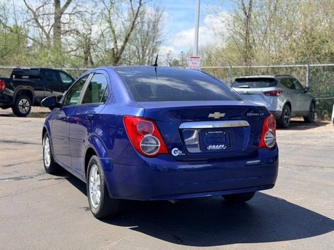 Used 2013 Chevrolet Sonic LT image 4