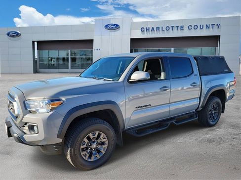 Used 2021 Toyota Tacoma SR5 w/ Trail Edition image 2