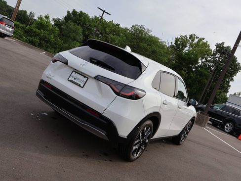 Certified 2026 Honda HR-V EX-L image 7