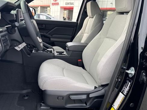 New 2026 Toyota 4Runner SR5 image 15