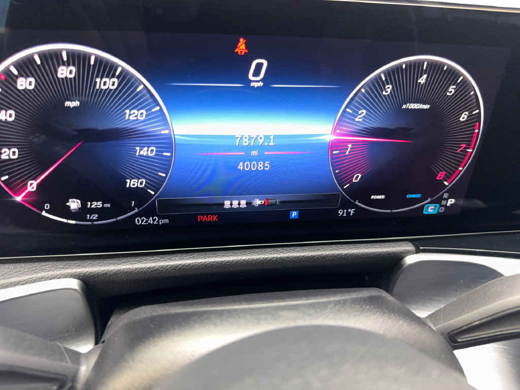 Used 2025 Mercedes-Benz GLB 250 4MATIC image 59