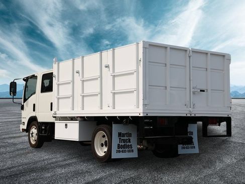 New 2024 Chevrolet Low Cab Forward RWD image 2