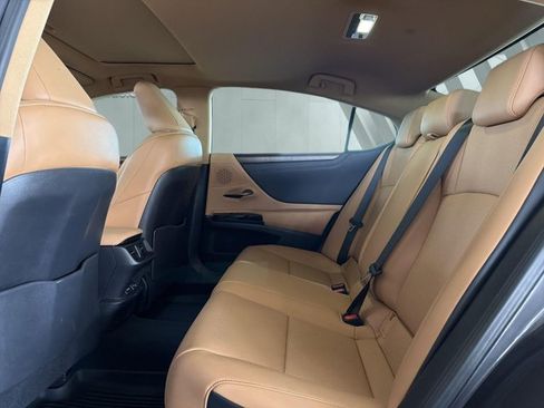 Certified 2024 Lexus ES 350 w/ Premium Package FWD image 14