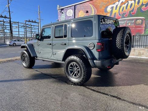 Certified 2024 Jeep Wrangler Unlimited Rubicon image 3