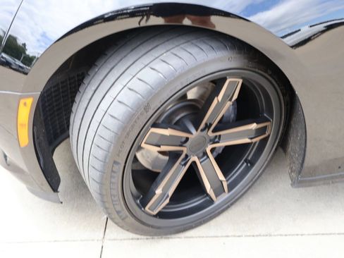 Used 2016 Chevrolet Camaro SS RWD image 33
