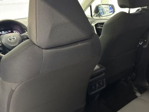 Used 2024 Toyota RAV4 LE image 29