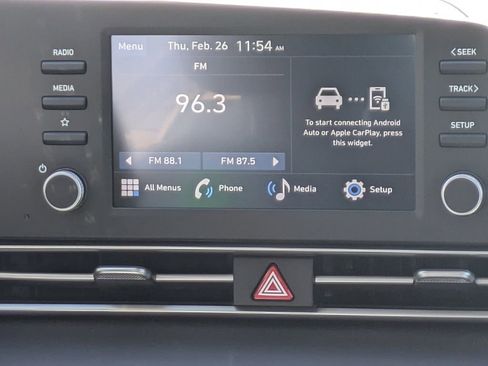New 2026 Hyundai Elantra SE FWD image 17
