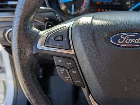 Used 2017 Ford Fusion SE w/ Equipment Group 201A image 15