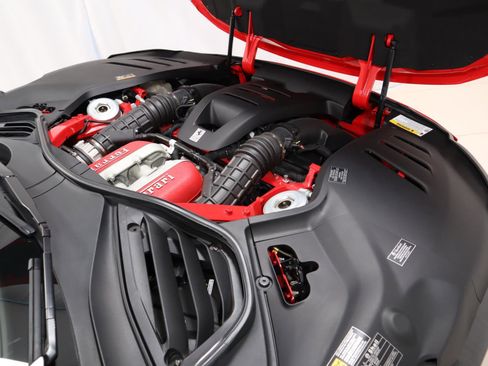 Certified 2024 Ferrari Purosangue image 21