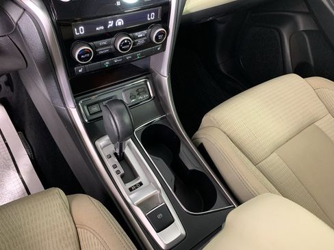 Used 2019 Subaru Ascent Premium AWD/4WD image 25
