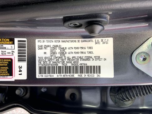 Used 2022 Toyota Tacoma SR w/ SR Convenience Package RWD image 34