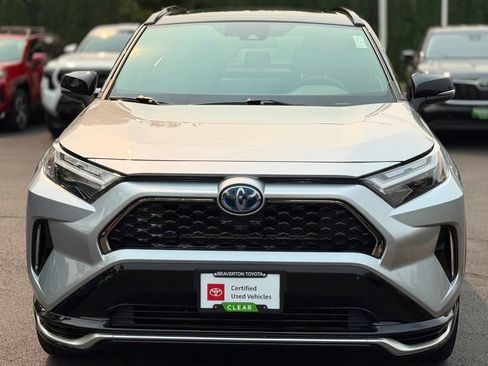 Used 2024 Toyota RAV4 XSE AWD/4WD image 8