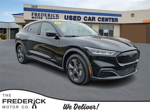 Used 2022 Ford Mustang Mach-E Select image 1