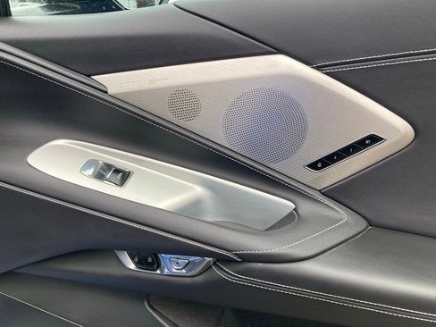 Used 2021 Chevrolet Corvette Stingray Preferred Cpe w/ Z51 Performance Package image 15