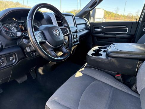 Used 2024 RAM 2500 Big Horn image 33