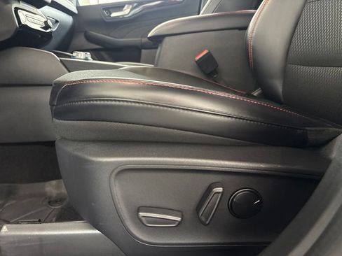 Used 2024 Ford Escape ST-Line w/ Tech Pack #1 FWD image 25