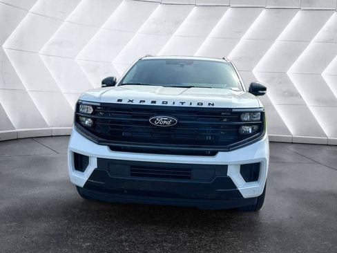 New 2026 Ford Expedition Max Platinum AWD/4WD image 2