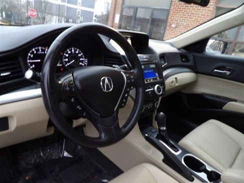 Used 2018 Acura ILX image 12