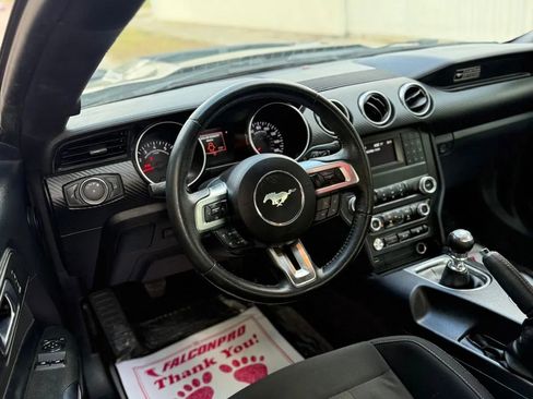 Used 2020 Ford Mustang Coupe image 12