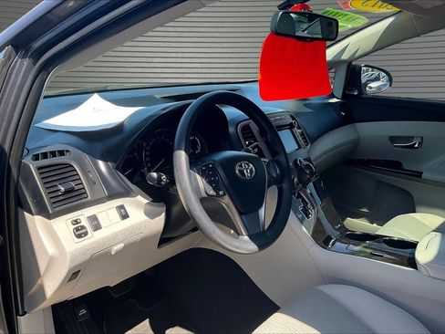 Used 2013 Toyota Venza LE w/ LE Convenience Pkg AWD/4WD image 16