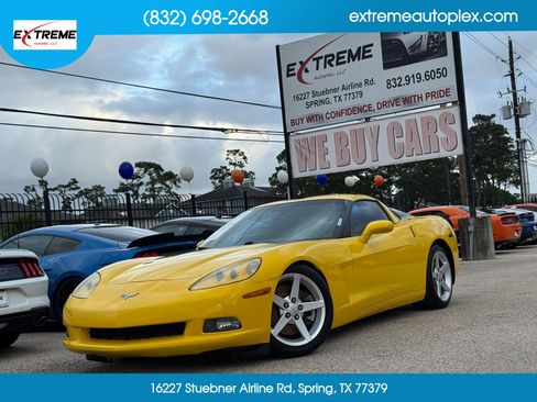 Used 2006 Chevrolet Corvette Coupe w/ Preferred Equipment Group RWD image 1