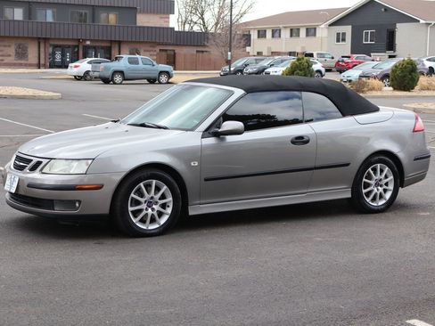 Used 2005 Saab 9-3 Arc image 10