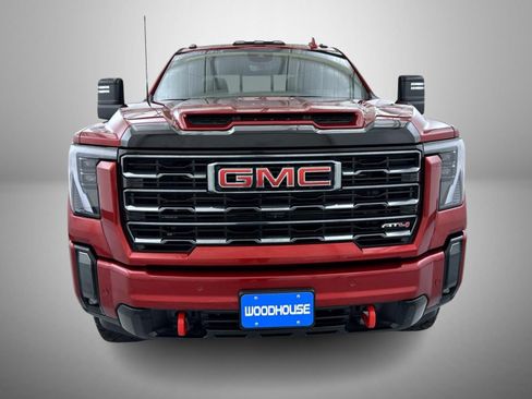 Used 2024 GMC Sierra 2500 AT4 w/ AT4 Premium Plus Package AWD/4WD image 2