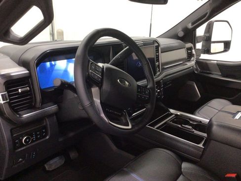 New 2026 Ford F250 Platinum image 10