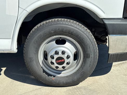 New 2025 GMC Savana 3500 w/ Power Convenience Package RWD image 6