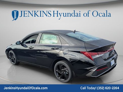 New 2026 Hyundai Elantra SEL Sport Premium FWD image 6