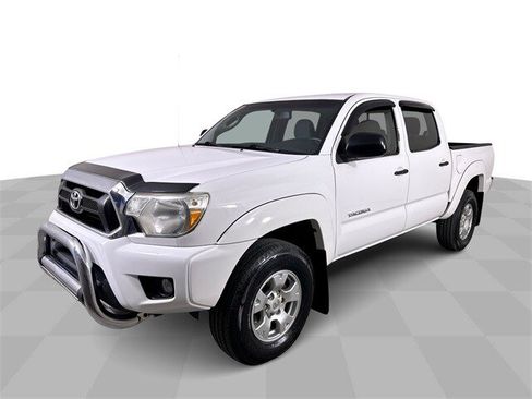 Used 2013 Toyota Tacoma PreRunner w/ SR5 Pkg image 4