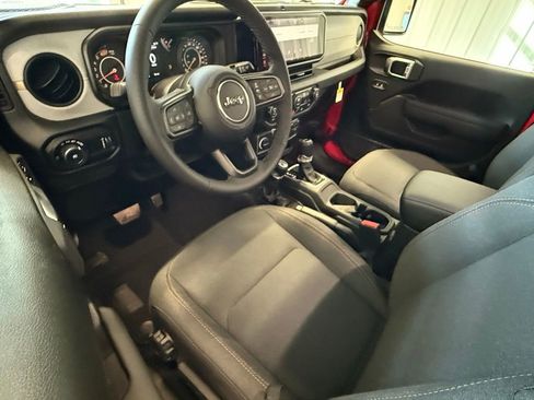 New 2026 Jeep Wrangler Unlimited Sport AWD/4WD image 19