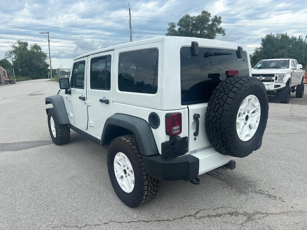 Used 2015 Jeep Wrangler Unlimited Sport AWD/4WD image 5