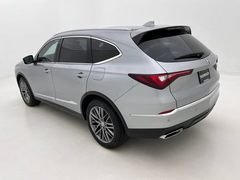 Used 2023 Acura MDX SH-AWD w/ Advance Package image 9