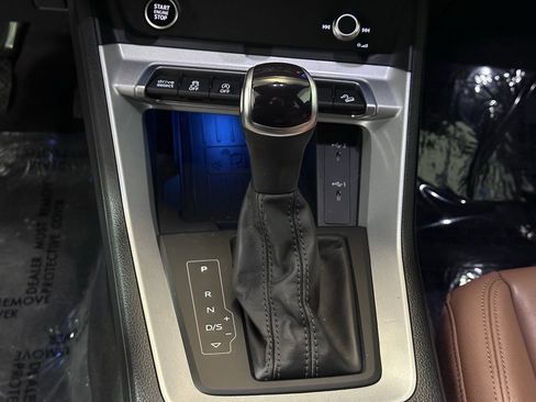 Used 2023 Audi Q3 2.0T Premium Plus w/ Premium Plus Package image 17