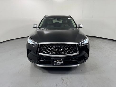 Used 2023 INFINITI QX50 Luxe w/ Accent Package AWD/4WD image 2