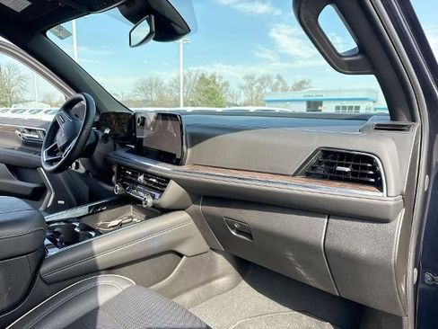 Certified 2025 Chevrolet Tahoe Premier image 29