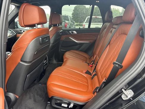 Used 2022 BMW X5 sDrive40i w/ M Sport Package RWD image 16