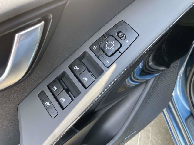 New 2026 Kia Niro EX FWD image 21
